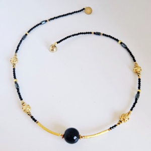 Verdure Forge Necklace with Spinel Gemstones